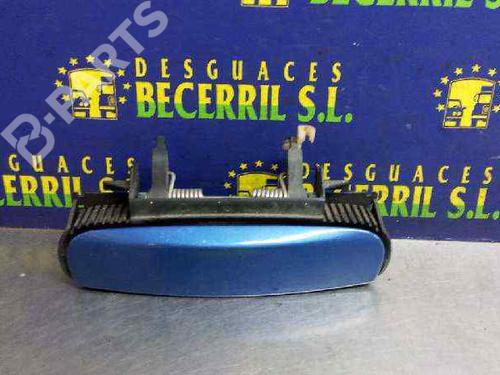 Used Rear left exterior door handle Rear left exterior door handle AUDI A4 B6 (8E2) 1.9 TDI (130 hp) 8445456 8445456