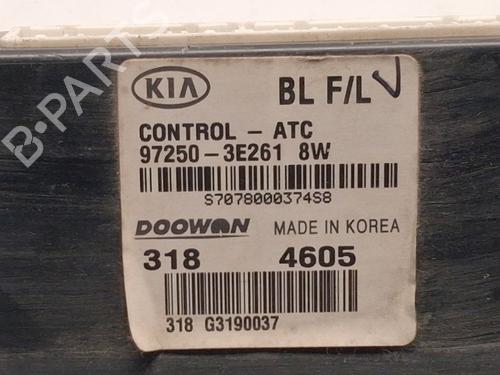 Climate control KIA SORENTO I (JC) 2.5 CRDi 4WD | BP30746007I5