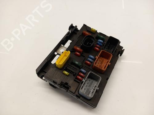 fuse-box-peugeot-307-3ac-2000-2001-2002-2003-2004-2005-2006-2007-2008-2009-2010-2011-2012-36378240 main image