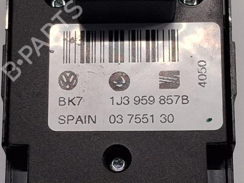 Venstre fortil elrude kontakt SEAT LEON (1M1)  | BP29946388I27