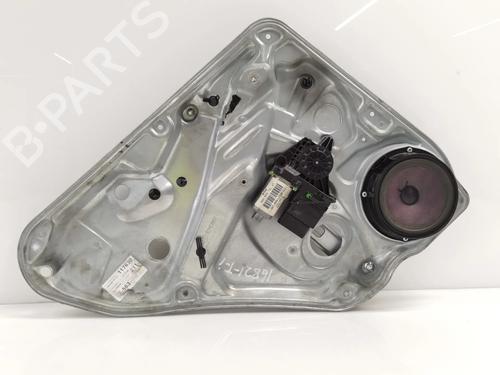 Lève-vitre arrière gauche VW PASSAT B5 Variant (3B5) [1997-2001]  15124069