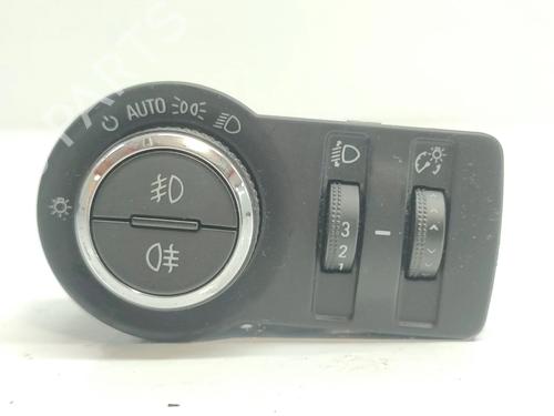 Used Headlight switch CHEVROLET CRUZE (J300) [2009-2025]  9762212