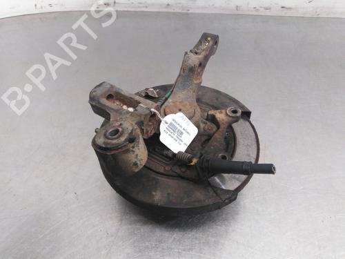 Used Left rear steering knuckle KIA SPORTAGE II (JE_, KM_) 2.0 i 16V (141 hp) 8467670