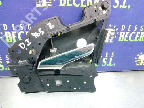 Used Front left interior door handle Front left interior door handle MERCEDES-BENZ E-CLASS (W210) E 290 Turbo-D (210.017) (129 hp) 8444121 8444121