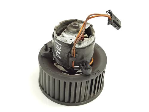 Heater blower motor BMW 3 (E90) 320 d (163 hp) 6736000617 | 1736007501