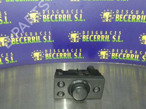 Used Headlight switch OPEL VECTRA C GTS (Z02) 1.8 16V (F68) (122 hp) 17173980