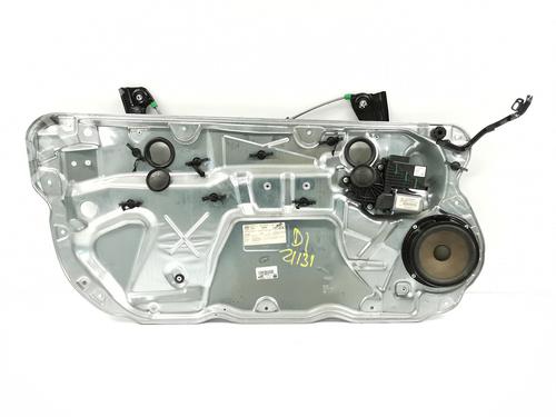 Lève-vitre avant gauche VW POLO IV (9N_, 9A_) 1.4 TDI (75 hp) 30179040