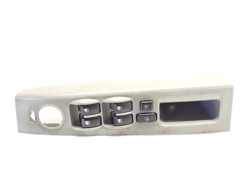 Used Left front window switch KIA SORENTO I (JC) 2.5 CRDi 4WD (140 hp) 29335760