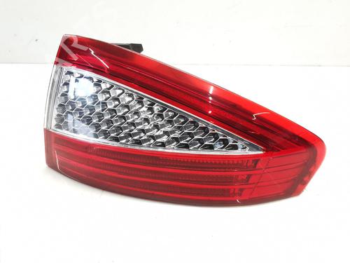 Used Right taillight Right taillight 37172659 37172659
