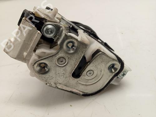 Rear right lock MITSUBISHI OUTLANDER II (CW_W) 2.2 DI-D 4WD | BP24680574C99 