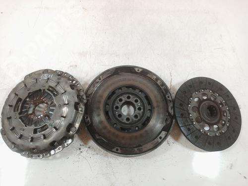 injection-rail-bmw-5-e39-525-d-1995-1996-1997-1998-1999-2000-2001-2002-2003-8474136 main image