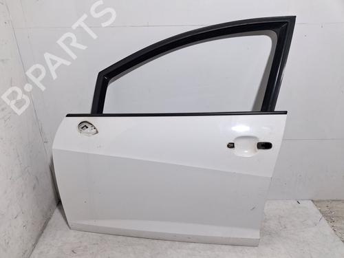Used Left front door Left front door 38019504 38019504