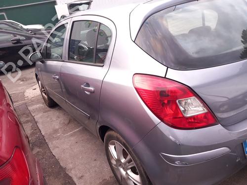 Left front fog light OPEL CORSA D (S07) 1.3 CDTI (L08, L68) | BP32328972C30 