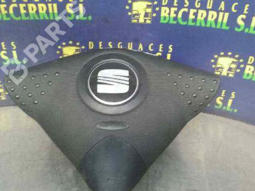 Used Driver airbag Driver airbag SEAT CORDOBA (6L2) 1.9 TDI (100 hp) 8434546 8434546