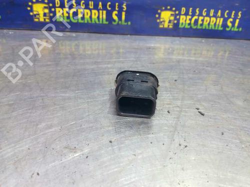 Used Right front window switch FORD MONDEO II (BAP) 1.8 TD (90 hp) 8429529