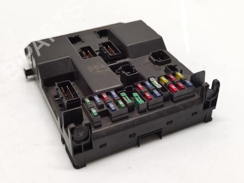 Used Fuse box Fuse box PEUGEOT 307 (3A/C) 2.0 HDi 90 (90 hp) 33906240 33906240