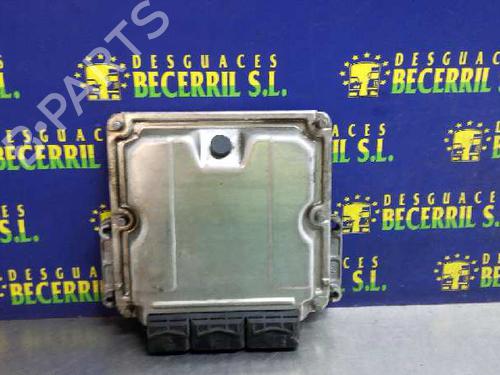 Centralina do motor RENAULT MEGANE I (BA0/1_) 1.9 dCi (BA05, BA1F) (102 hp) 8441644