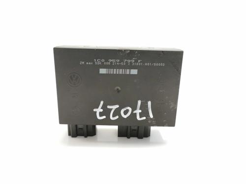 Used Electronic module VW BORA I (1J2) 1.9 TDI (115 hp) 16173145