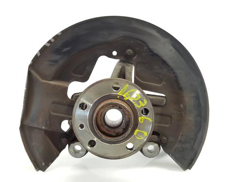 Used Right front steering knuckle VOLVO XC60 I SUV (156) D5 AWD (205 hp) 13658075