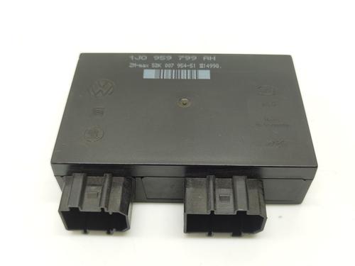 Used Electronic module Electronic module VW GOLF IV (1J1) 1.6 (100 hp) 33302995 33302995