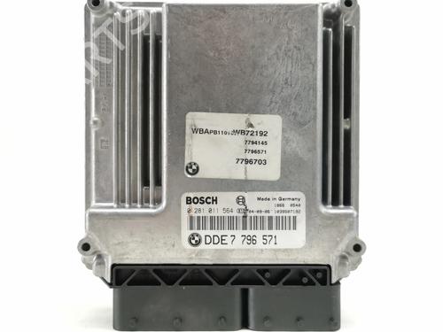 Used Engine control unit (ECU) BMW X3 (E83) 2.0 d (150 hp) 10157400