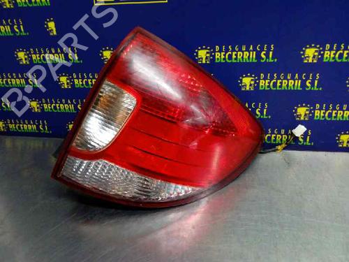 Used Right taillight KIA RIO I Hatchback (DC) 1.3 (82 hp) 8451111