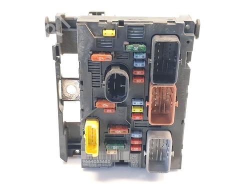 Used Fuse box CITROËN C4 Picasso I MPV (UD_) 1.6 HDi (109 hp) 29856587