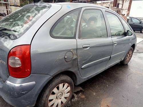 Left headlight CITROËN XSARA PICASSO (N68) 1.6 HDi | BP20667443C28 