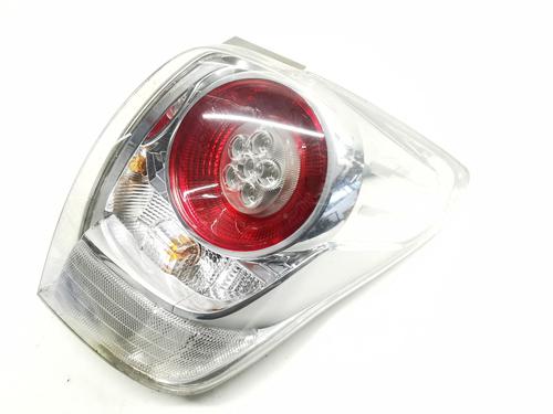 Used Right taillight TOYOTA VERSO (_R2_) 2.0 D-4D (AUR20_, AUR20R) (126 hp) 32775418