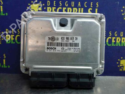 Calculateur moteur (ecu) VW PASSAT B5.5 Variant (3B6) 1.9 TDI (130 hp) 8452258