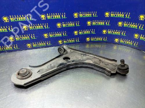 Used Right front suspension arm DAEWOO NUBIRA Saloon (J200) [2003-2025]  8449537