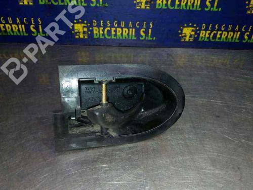 Used Front left interior door handle Front left interior door handle FORD FIESTA IV (JA_, JB_) 1.8 DI (75 hp) 8431870 8431870