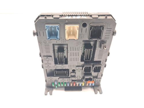 Used Fuse box PEUGEOT 407 (6D_) 2.0 HDi 135 (6DRHRH, 6DRHRE, 6DRHRG, 6DRHRJ) (136 hp) 31048101