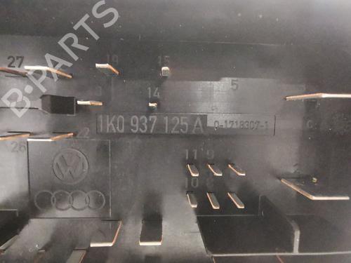 Fuse box VW TOURAN (1T1, 1T2) 1.9 TDI | BP25627492E1 