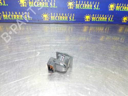 Used Mirror switch LAND ROVER FREELANDER I (L314) 2.0 DI 4x4 (98 hp) 8429224