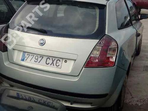 Used Parts FIAT STILO Multi Wagon (192_)  1.9 JTD  946545