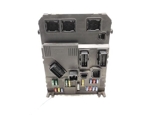 Fuse box PEUGEOT 407 SW (6E_, 6D_) 2.0 HDi 135 | BP30173216E1