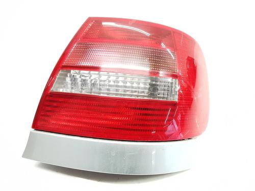 Used Right taillight Right taillight AUDI A4 B5 (8D2) 1.9 TDI (116 hp) 34342804 34342804