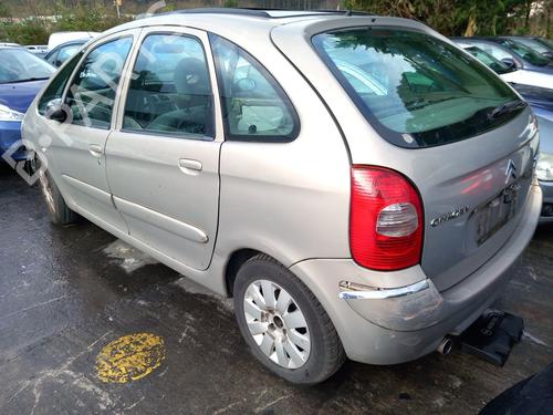 Left taillight CITROËN XSARA PICASSO (N68) 2.0 HDi | BP24589452C34 