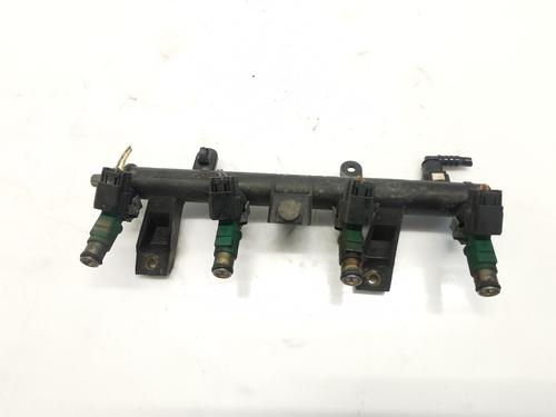 Used Injection rail CITROËN C2 (JM_) 1.4 (73 hp) 24855768