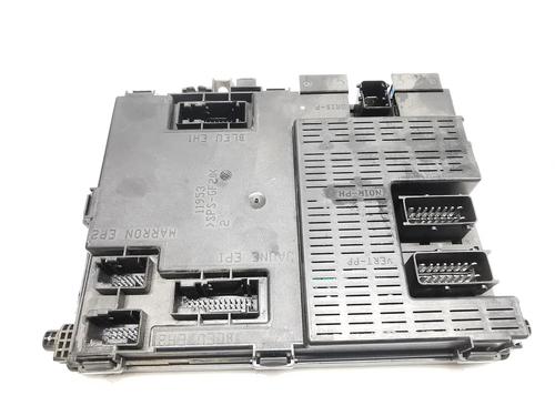 Used Fuse box Fuse box CITROËN XSARA (N1) 1.6 16V (109 hp) 33916956 33916956