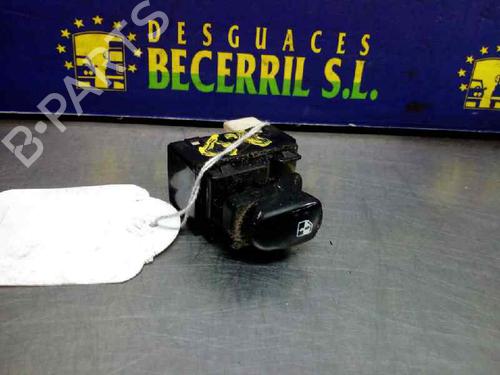 Used Right front window switch HYUNDAI ACCENT II (LC) 1.3 (86 hp) 8426279