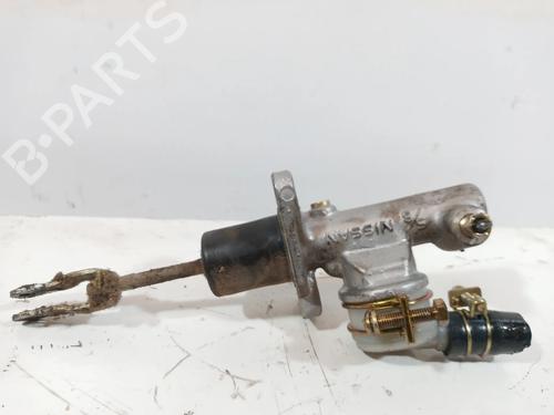 Used Clutch slave cylinder NISSAN CABSTAR E (TL_, VL_) [1992-2006]  14020703