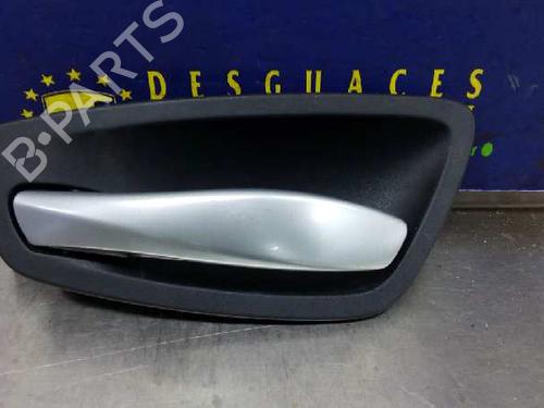 Used Front left interior door handle BMW 1 (E81) 118 d (143 hp) 8461376