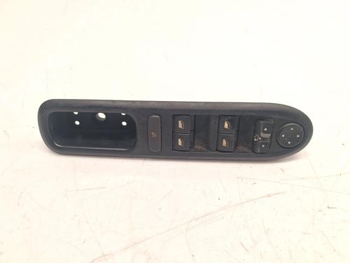 Used Left front window switch Left front window switch 36804729 36804729
