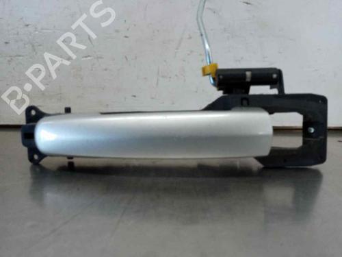 Used Front left exterior door handle SUZUKI GRAND VITARA II (JT, TE, TD) 1.9 DDiS (JB419WD, JB419XD) (129 hp) 8469094