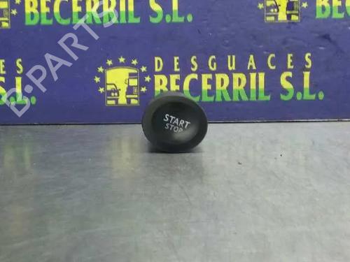Used Switch RENAULT MEGANE II (BM0/1_, CM0/1_) 1.5 dCi (BM1E, CM1E) (106 hp) 17174644