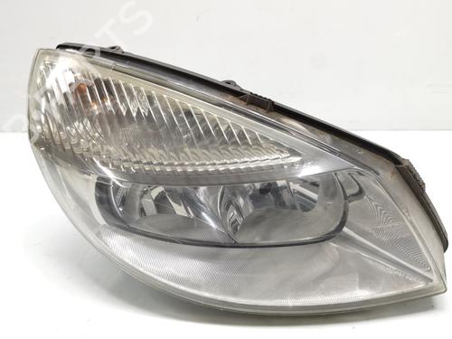 Phare droit RENAULT SCÉNIC II (JM0/1_) 1.5 dCi (JM1E, JM16) (106 hp) 31194068