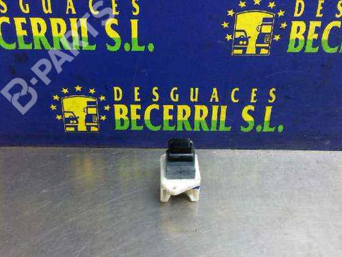 Used Left rear window switch Left rear window switch ROVER 400 II (RT) [1995-2000] 8441900 8441900