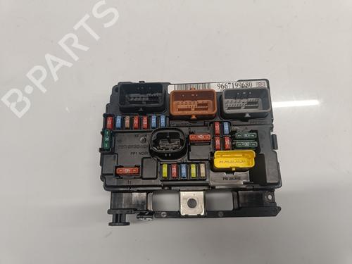 Used Fuse box CITROËN DS3 (SA_) 1.6 HDi 90 (92 hp) 24888154